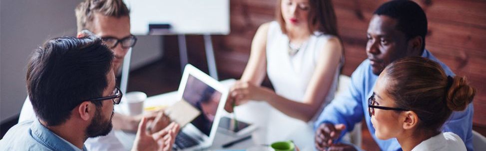 La falta de colaboración entre el equipo TI y el de negocio dificulta la transformación digital