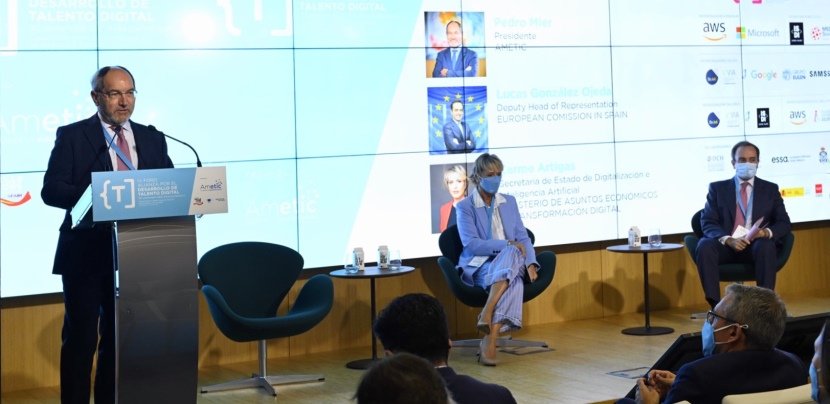 El papel de la mujer en la economía digital