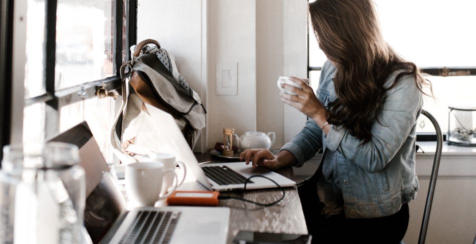 Escasez de perfiles femeninos en carreras de ciberseguridad