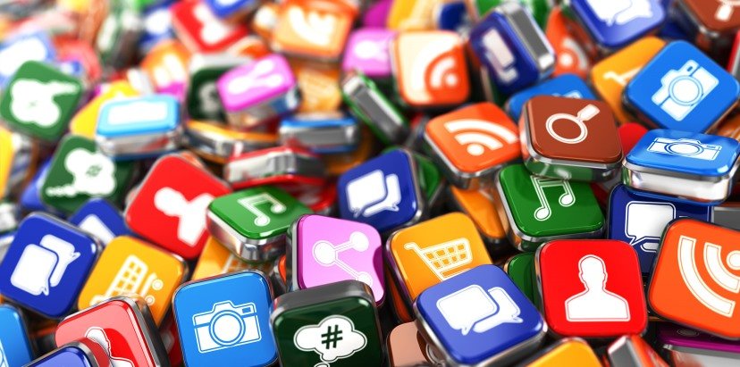 Las apps son el canal de comunicación preferido por los menores de 60 años