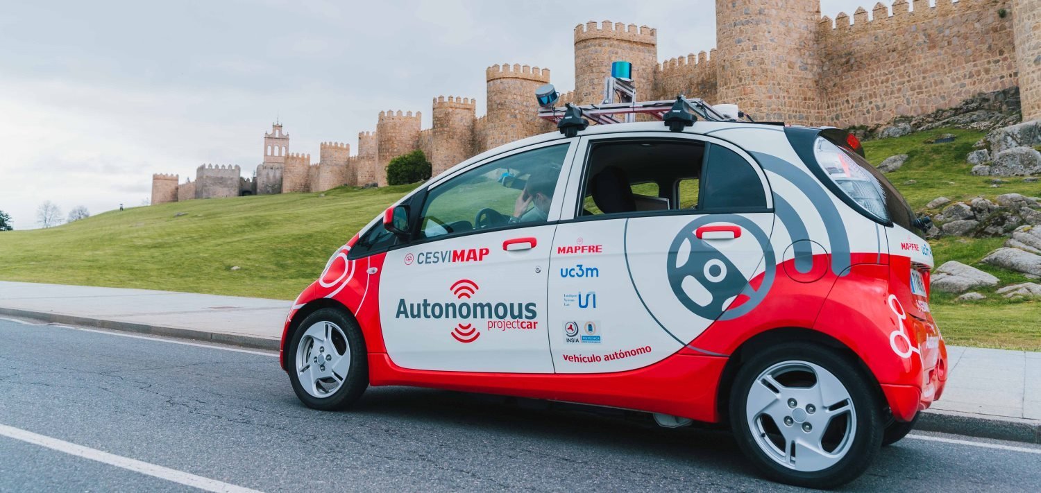 Mientras llegan los vehículos autónomos, sigue el debate sobre su seguridad