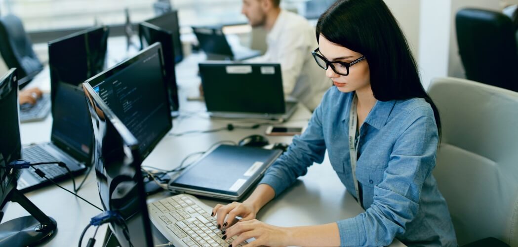 Perfiles profesionales que más se buscarán en el sector de las tecnologías de la información en 2024