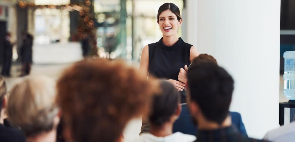 Menos de la cuarta parte de especialistas TIC son mujeres