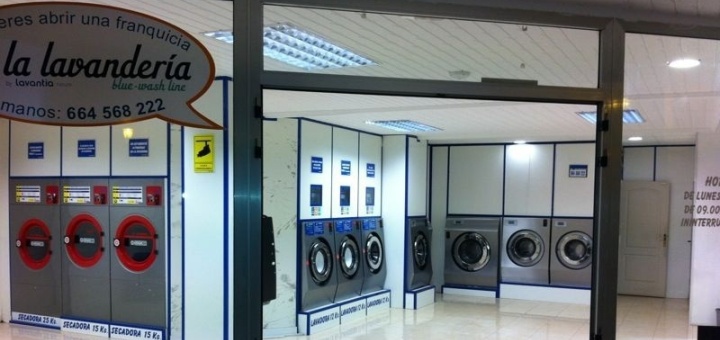 DeVISIONnetwork automatiza la franquicia la Lavandería Blue Wash-Line gracias a las soluciones Mobotix