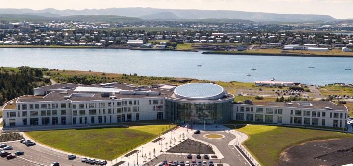 La Universidad de Reikiavik mejora la experiencia de sus alumnos con UNIT4