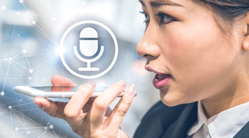 En 3 años el 30 por ciento de lo que hacemos en pantallas lo haremos por voz