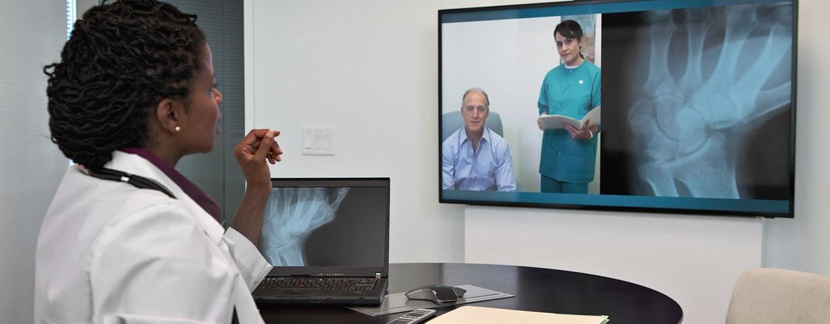 Top Doctors ofrece telemedicina gratis para atender pacientes