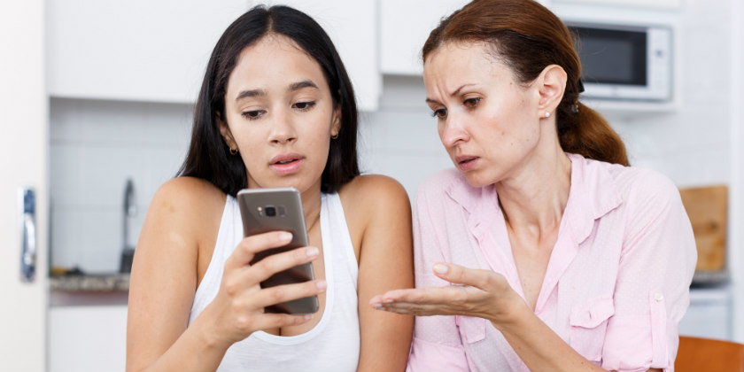 Discutir por las actualizaciones