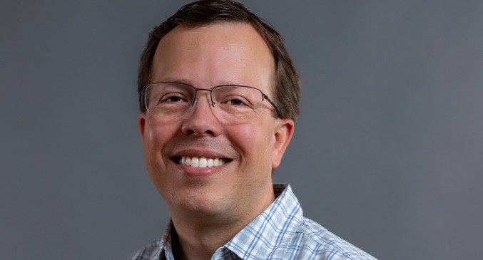 Red Hat nombra presidente y CEO