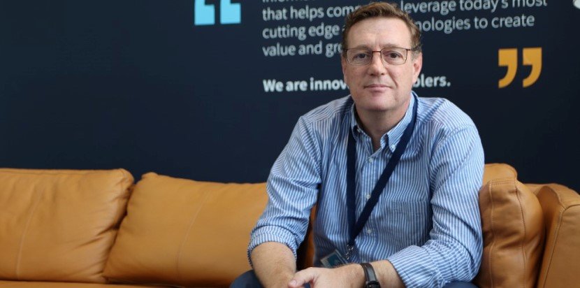 Estrategia tecnológica y escasez de talento