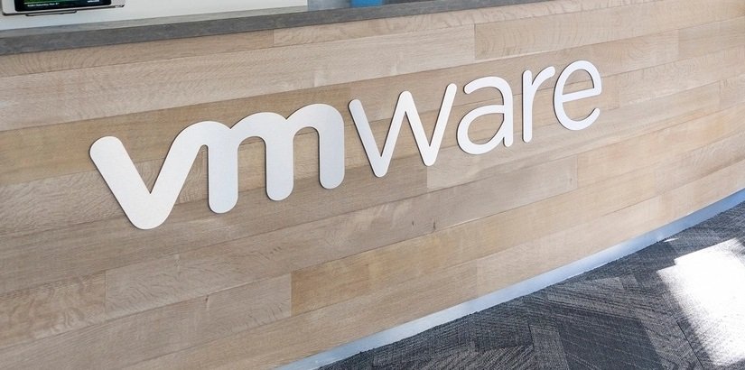 VMware mejora VMware Tanzu y VMware Aria para acelerar el desarrollo y la entrega de aplicaciones modernas