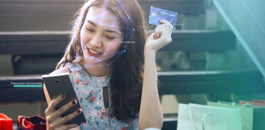 La biometría lidera las formas de pago que preveen para el futuro los españoles