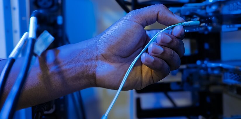 Los CIOs quieren modernizar sus redes para implementar IA, IoT y la nube