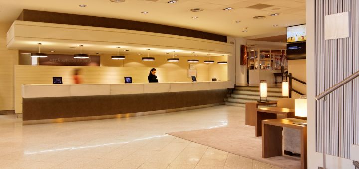 Hotel Meliã Avenida de América implanta 25 APs modelo 121 de Aerohive Networks