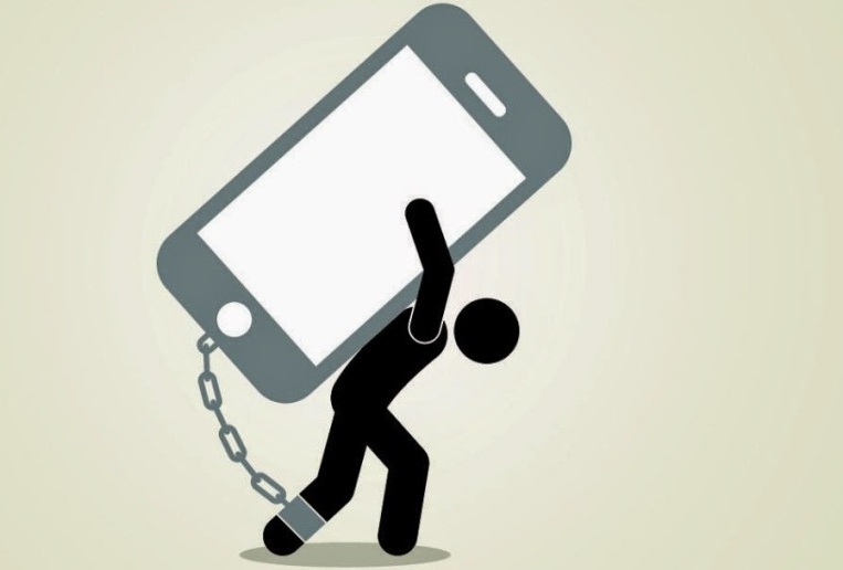 Tenemos mucha más dependencia del móvil de la que percibimos